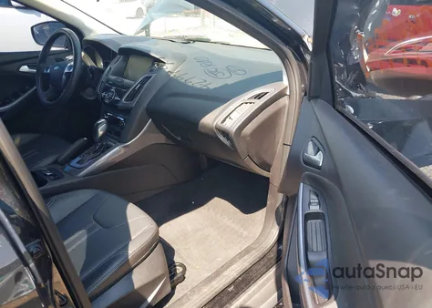 2014 Ford Focus Titanium from USA, damaged, VIN 1FADP3J23EL429773